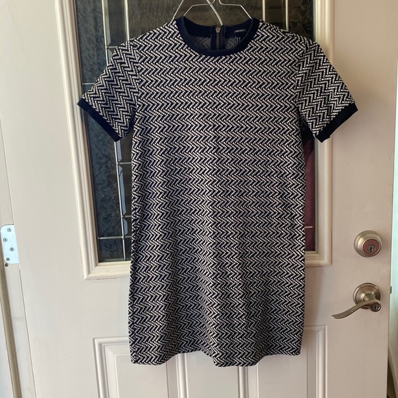 Forever 21 Dresses & Skirts - Forever 21 black and white dress